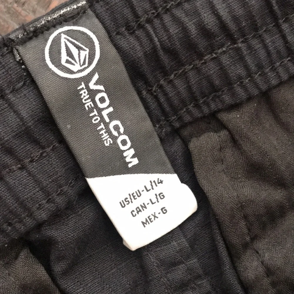 Volcom boys black